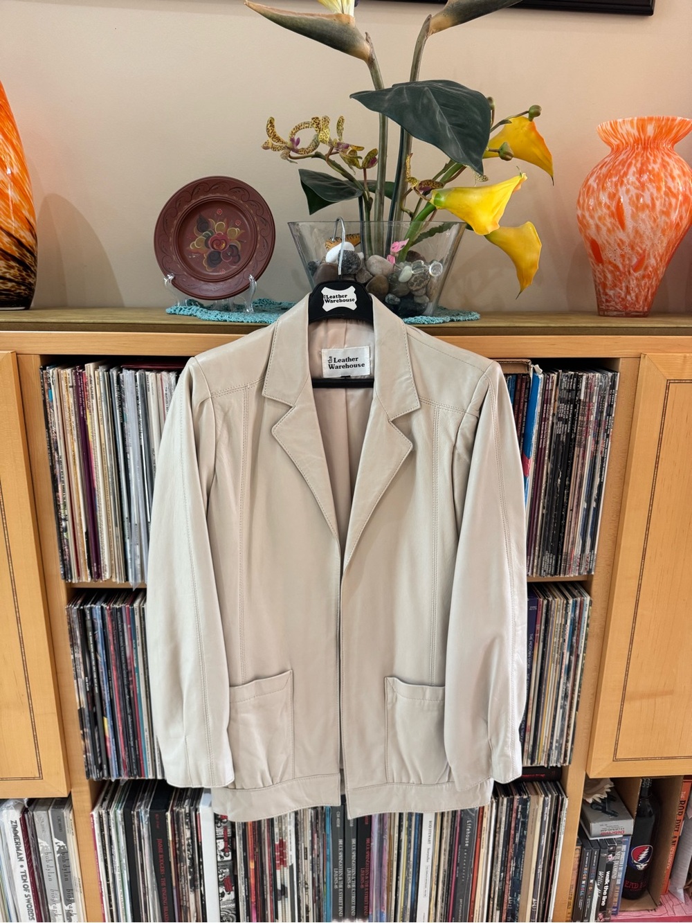 PRICE DROP: VTG, NW/OT lined cream “BUBBLE” LEATHER JKT, LEATHER WAREHOUSE,12
